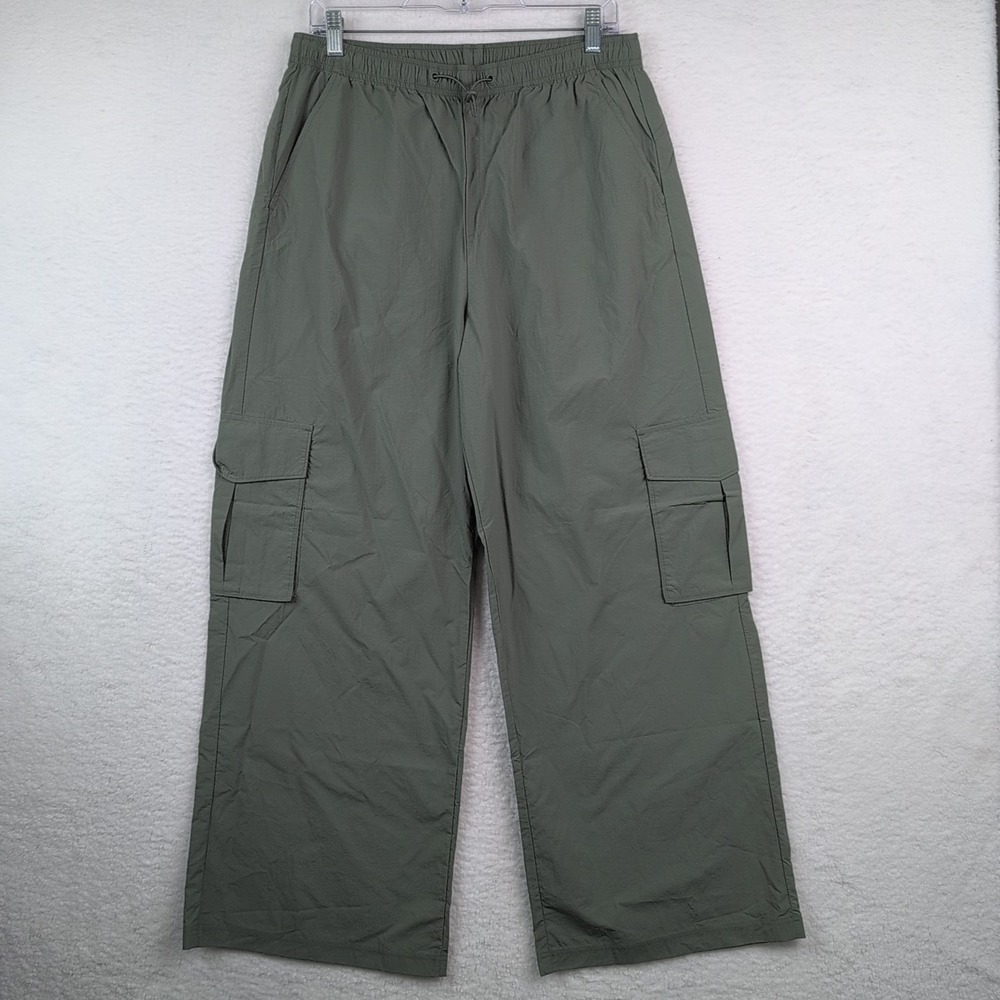 GILLY HICKS Women's Green Nylon Active Cargo Parachute Wide‎ Leg Pants Size M